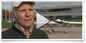 Astronaut Mike Melvill visits AOPA