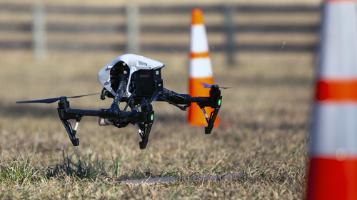 FAA unveils drone tracking rule
