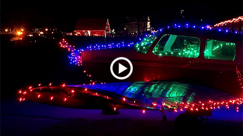 Aviators, aviation museums decorate for the holidays